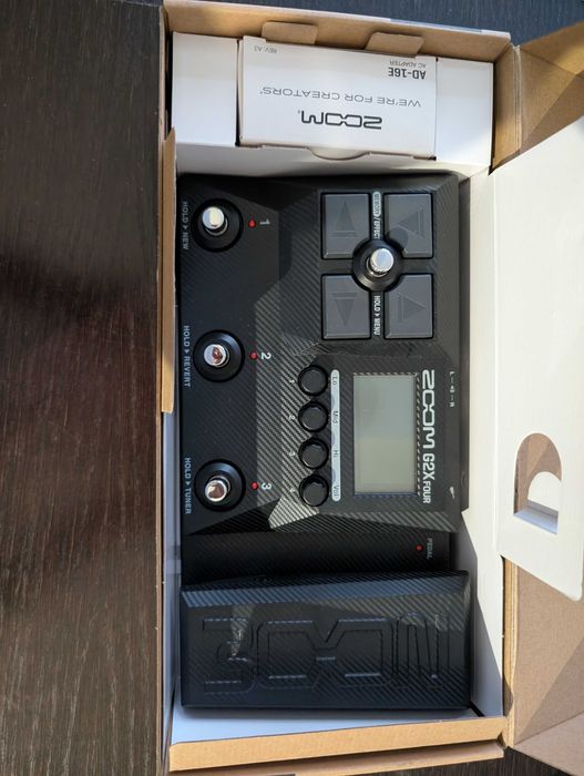 ZOOM G2 FOUR multiefekt gitarowy procesor efektów gitarowych