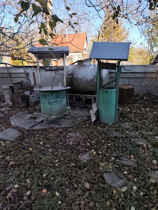 Терміновий продаж будинку біля лісу