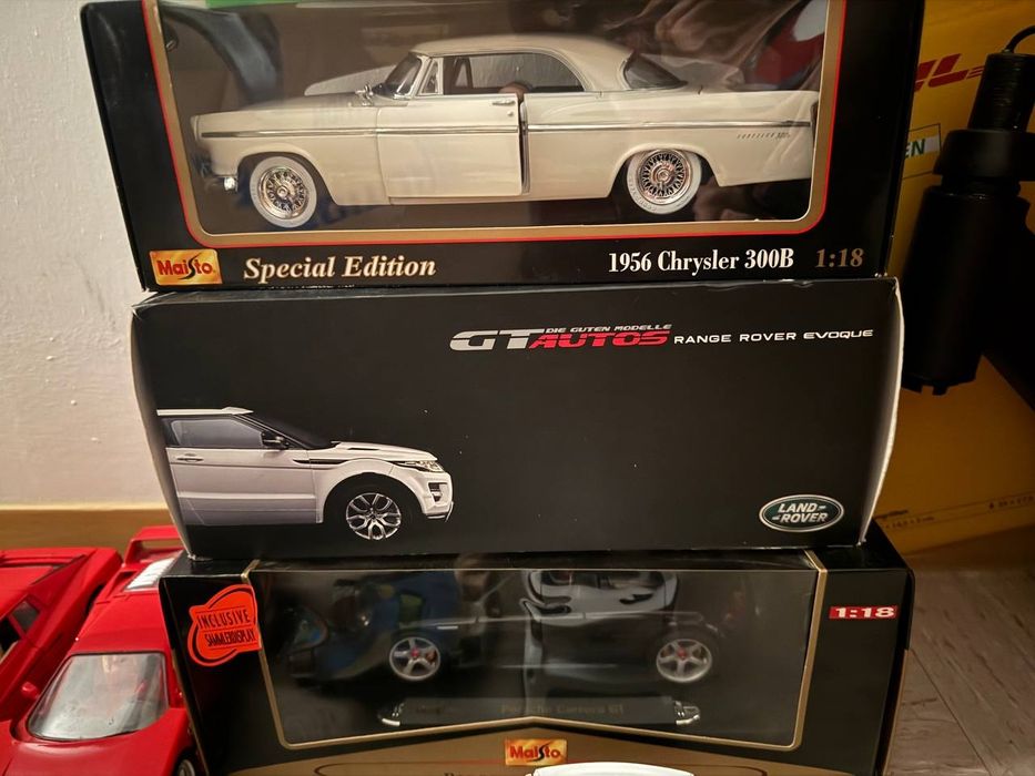 моделі авто 1:18 1:24 1:43 bmw mercedes ferrari chevrolet chrysler