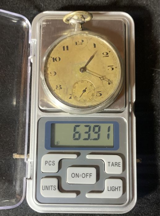 Старинные карманные часы . Серебро .