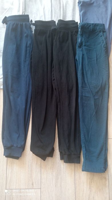 Spodnie dresowe 8 sztuk r146/152