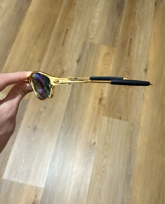 Oculos juliet dourados