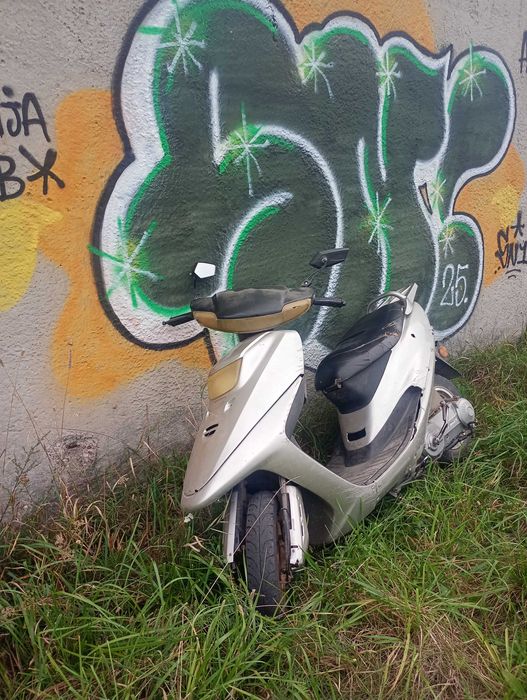 Продам скутер geely