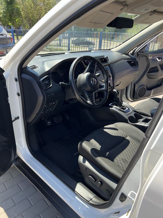 Nissan rogue 2018