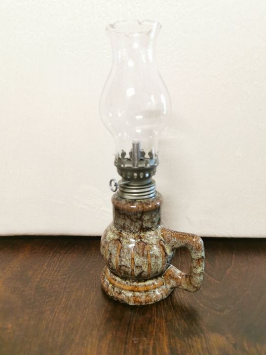 Ceramiczna lampa oliwna, w kolorze oliwkowo-brązowym, solidna