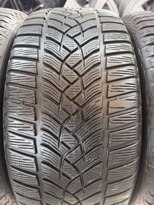 Шини Goodyear 255/45/R18