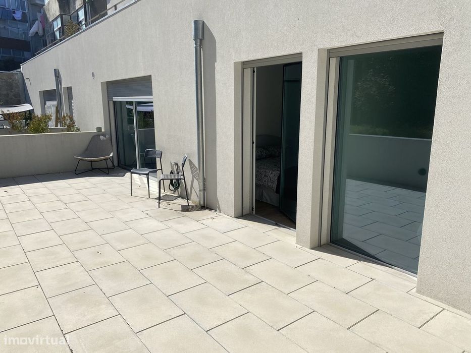 Apartamento T2+1 Totalmente mobilado e equipado com palamenta