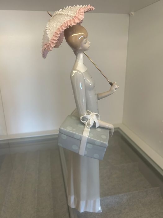 Lladró "Modista - 4700"