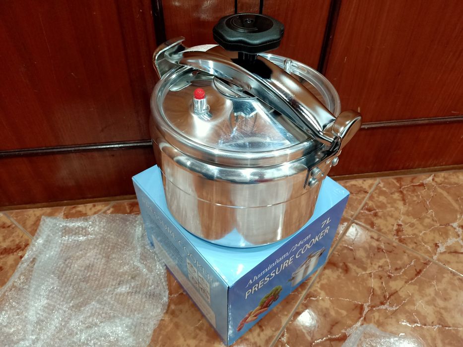 Panela de pressão NOVA cozinha casa quarto apartamento vivenda carro escritório gabinete