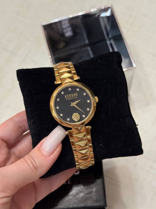 Годинник versace versus