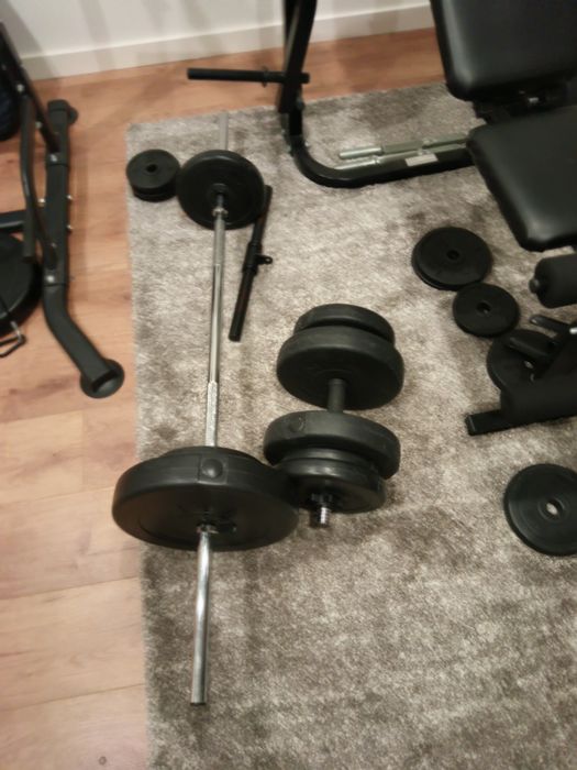 Press de peito | Maquina elevaçoes | Equipamento para tríceps |Haltere