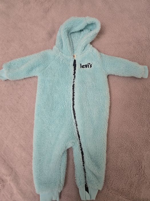 Продам плюшевий комбінезон Levis