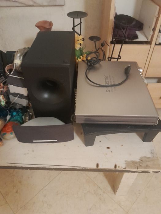 Amplificador com extras.