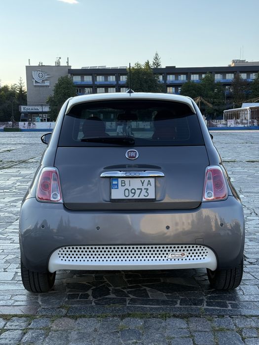 Fiat 500e 2013 електро