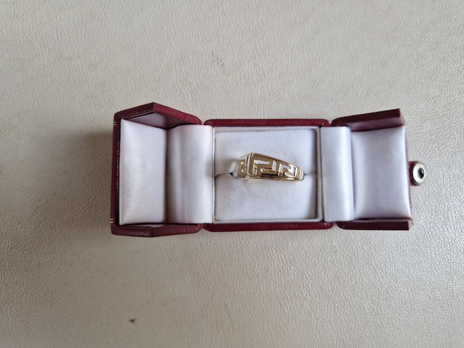 Złoty pierścionek, sygnet VERSACE 585
