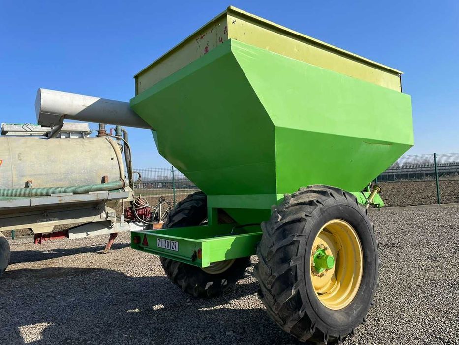 Przyczepa przeładunkowa / przeładowcza 6T