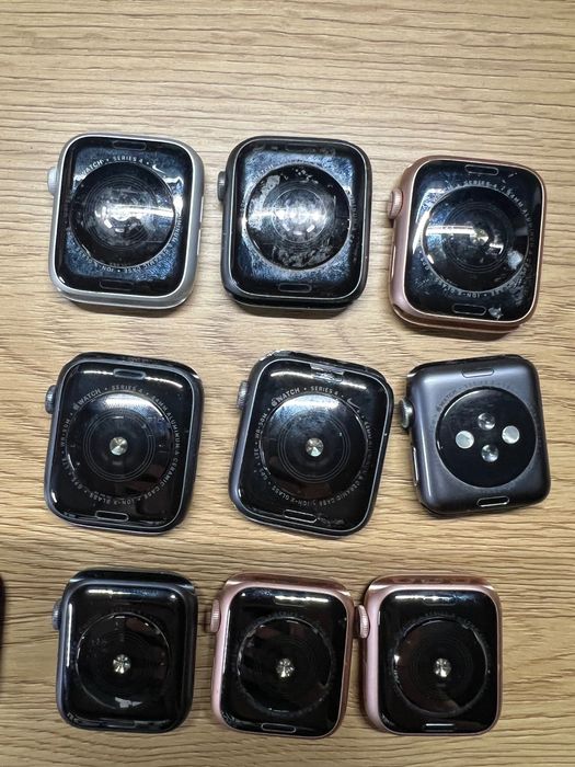 Apple Watch Series 4 40/44mm ЛОТ-  iCloud OFF на запчастини