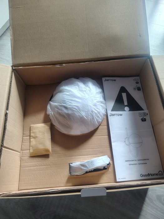 Nowa Lampa Kinkiet Jarrow Czarna E27