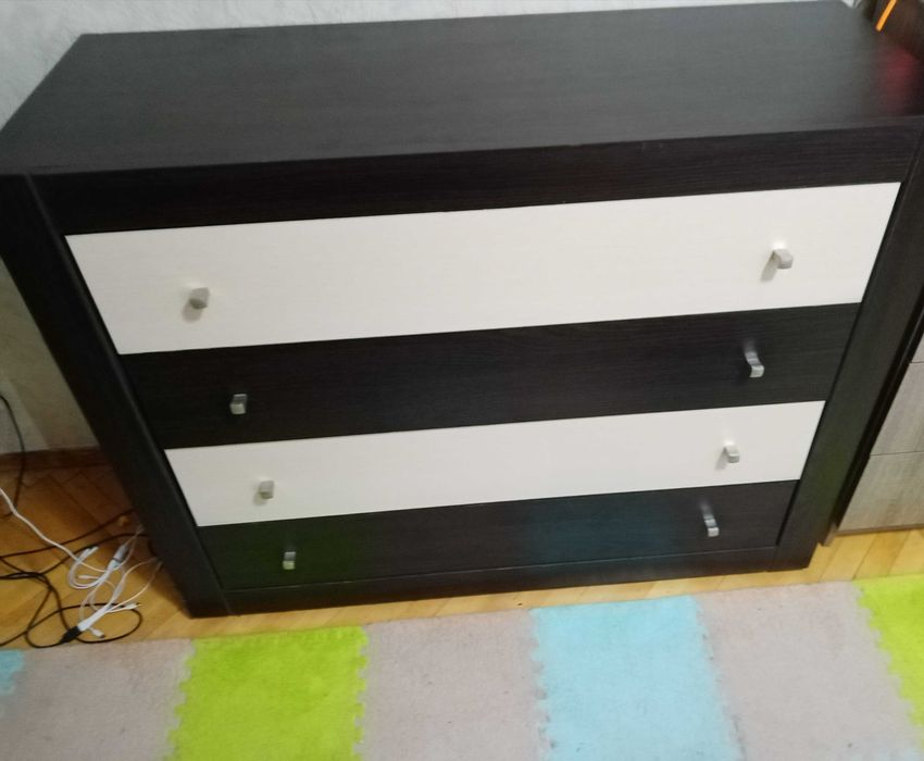 Комод вмістимий венга