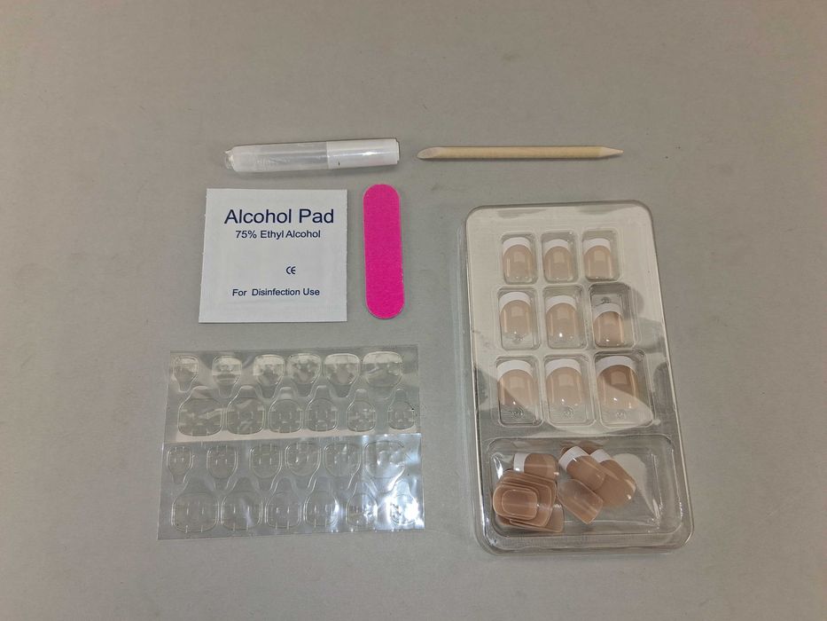 N154 Zestaw Sztuczne Paznokcie French Manicure Tipsy Klej Akcesoria