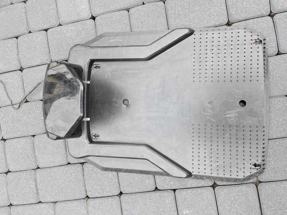 Stacja ładowania do robota koszącego yard force 32v