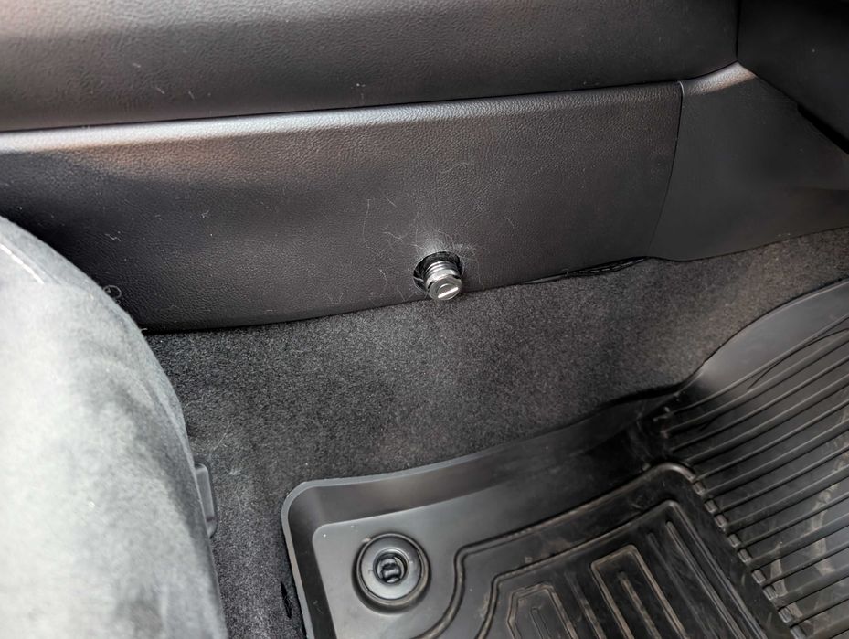 Lexus UX 250h I wł. 2kpl. kół, hak