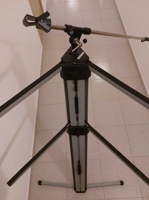 Suporte para 2 teclados e microfone