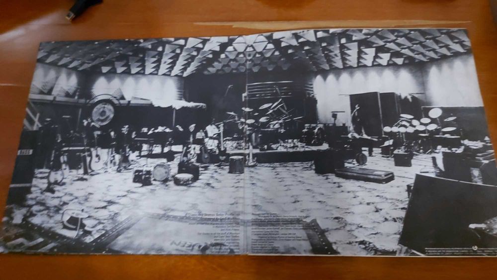 Queen – Jazz (LP) EMI – Edição PT – c/ gatefold + inner