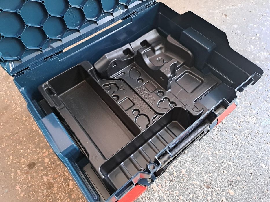 Вкладка в кейс бош. Bosch l-box 136. Чемодан. Ящик.