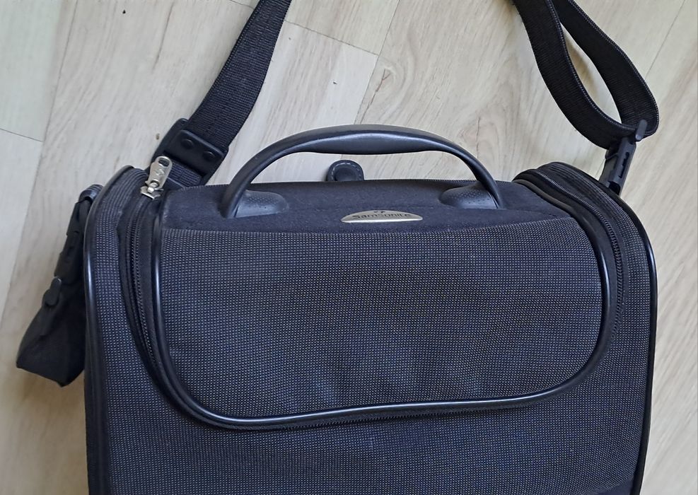 Samsonite kuferek kosmetyczny