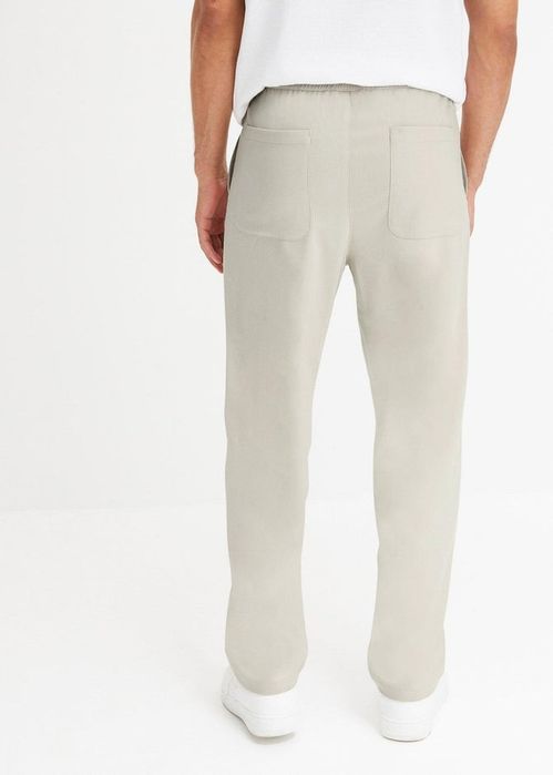 B.P.C męskie spodnie piaskowe proste r.52