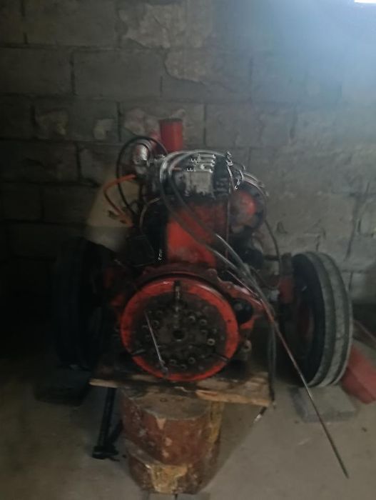 Silnik T25 cały przód