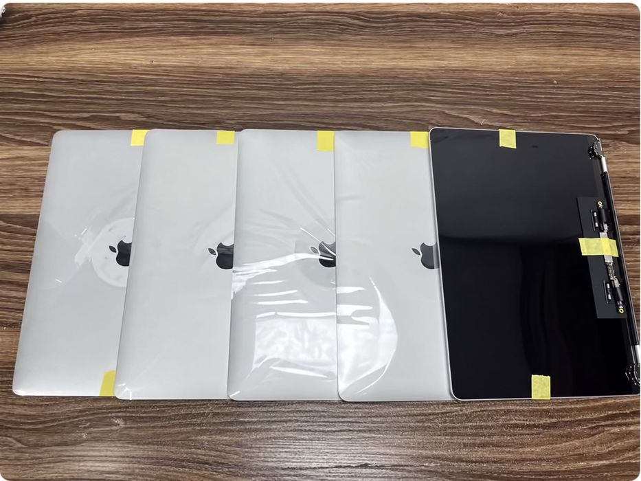 Новий дисплей macbook air a2337 space gray silver екран