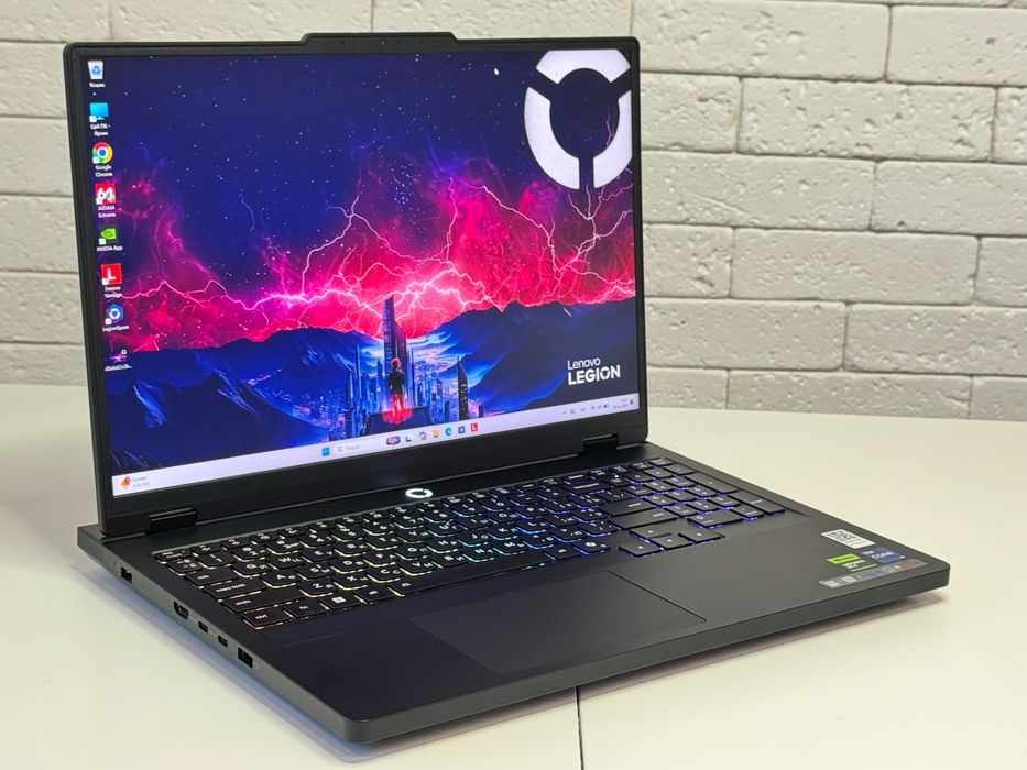 Lenovo Legion Pro 5/2K/240Hz/i9-14900HX/32 GB DDR5/1 TB SSD/RTX 5070