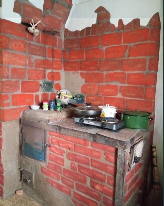 Домик в деревне у леса - с печкой, газом, бесперебойником!