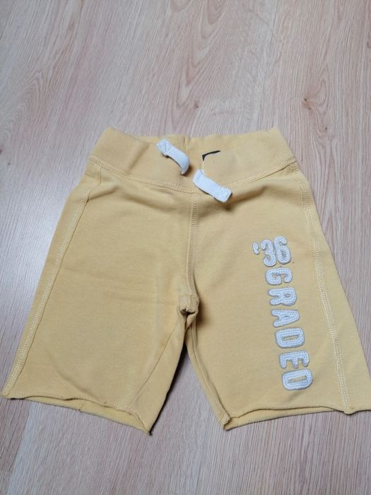 Spodenki chłopięce H&M rozm 98