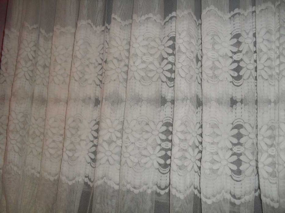 Firanka gruby haft w kwiaty 5 m