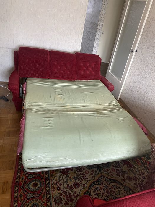 Диван розкладний Безкоштовно
