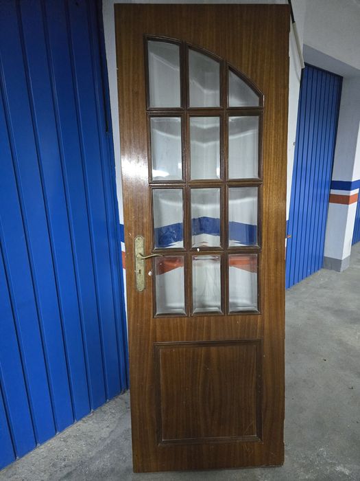 Porta interior de madeira