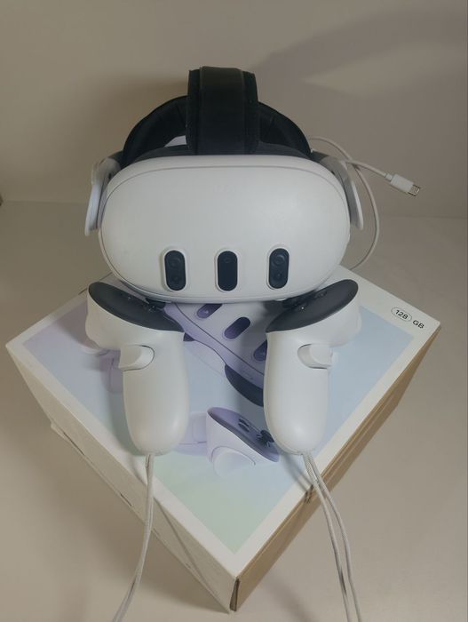 Meta Quest 3 128GB + топовий комплект аксесуарів, майже новий