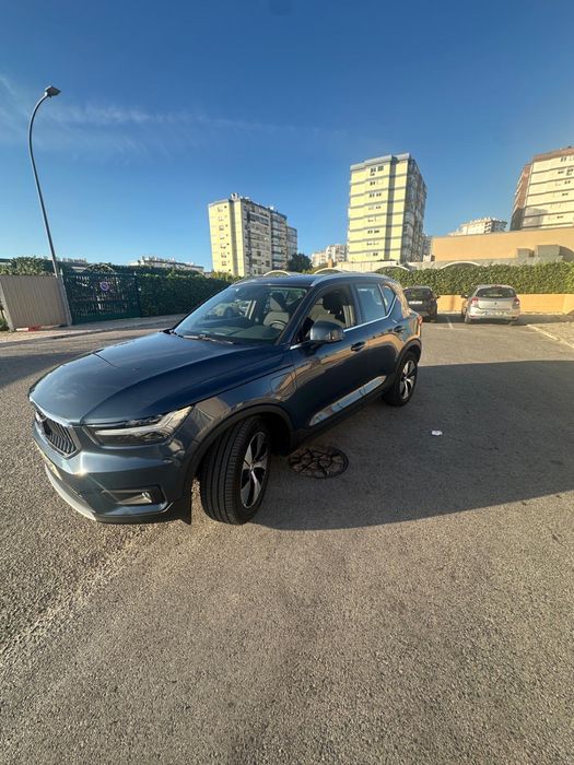 Volvo  XC40  1.5 T5 PHEV Inscription E — photo 4
