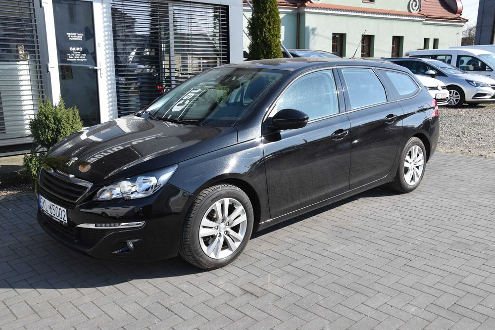 Wypożyczalnia Wynajem  Samochodu Peugeot 308 SW