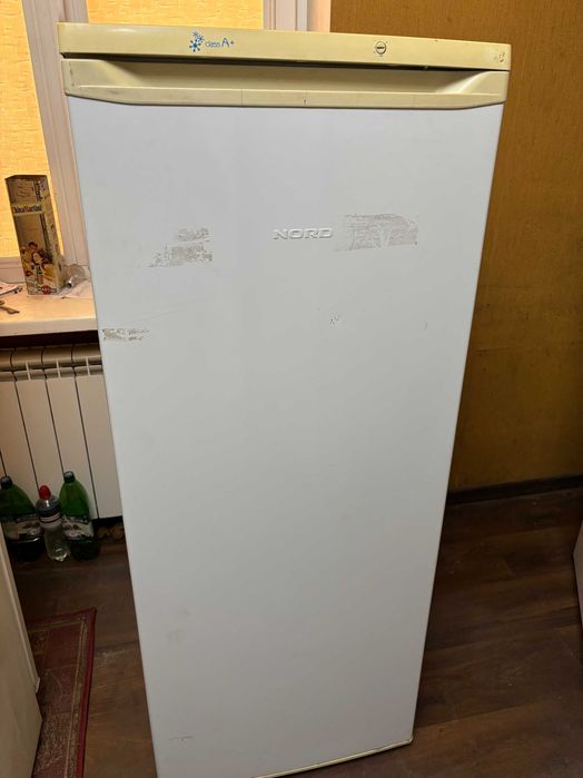 Холодильник Для зелени для напитков БЕЗ морозилки .