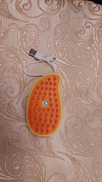 Щітка пуходерка парова Spray massage brush