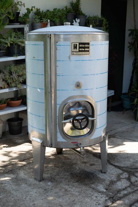 Cuba em Inox 550L