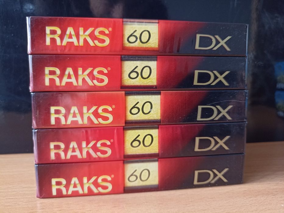 Cassetes Raks seladas