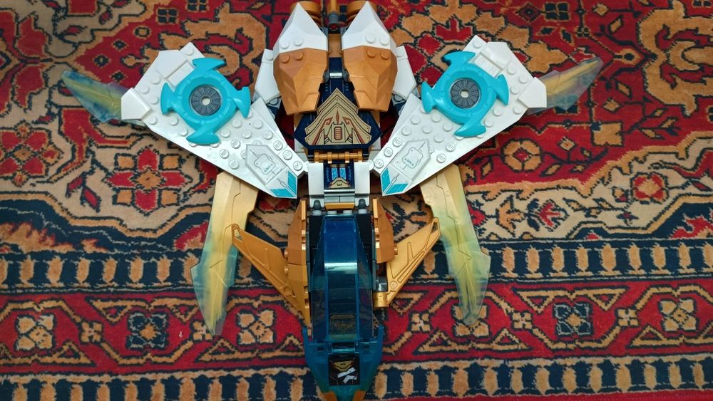 Lego ninjago złoty smoczy odrzutowiec zane
