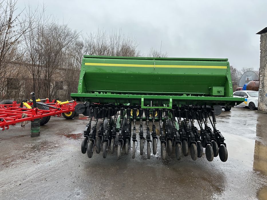 Сеялка John Deere 455 Джон дир