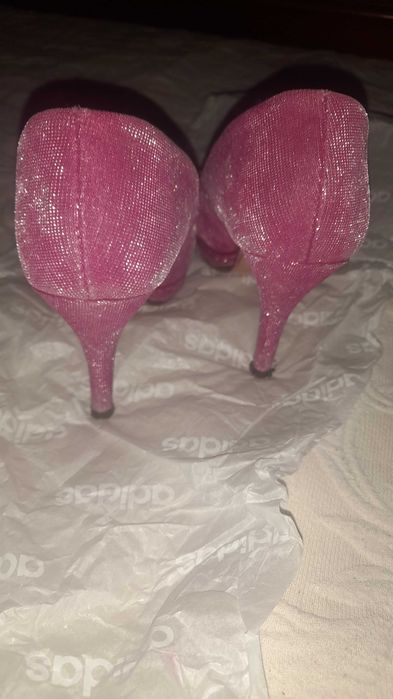 Salto Rosa tamanho 35