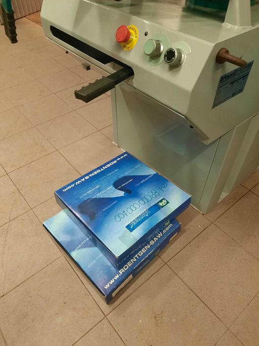 Serrote de fita PowerED PBS300A